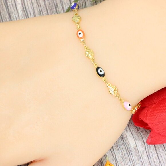 "Trendy Handmade Bracelet – A Stylish Gift for Women & Girls, MAR091500 - Picture 1 of 10